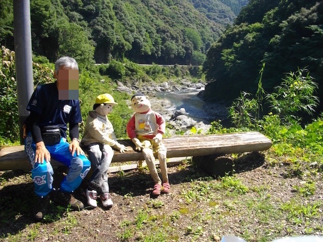 神山町のリアル案山子